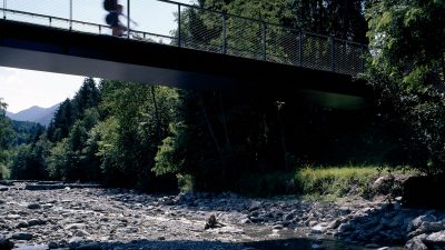 Fuß- u. Radwegbrücke, Zwischenwasser