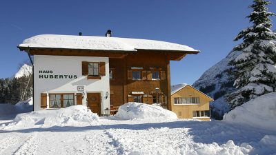 Barn Conversion, Warth