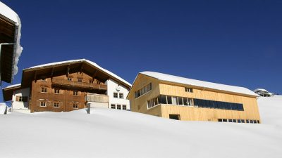 Barn Conversion, Warth