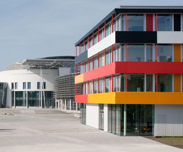 TUM Exzellenzzentrum, Garching, Foto Henning Köpke