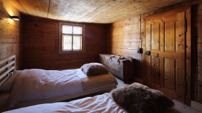 Owens "House Drexel", Warth