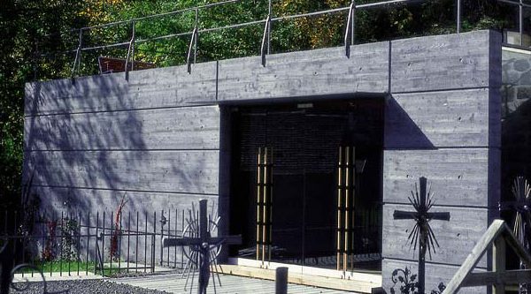 Chapel, Reuthe, Photo Ignacio Martinez