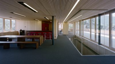 Raiffeisenbank, Egg