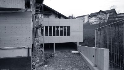Raiffeisenbank, Egg