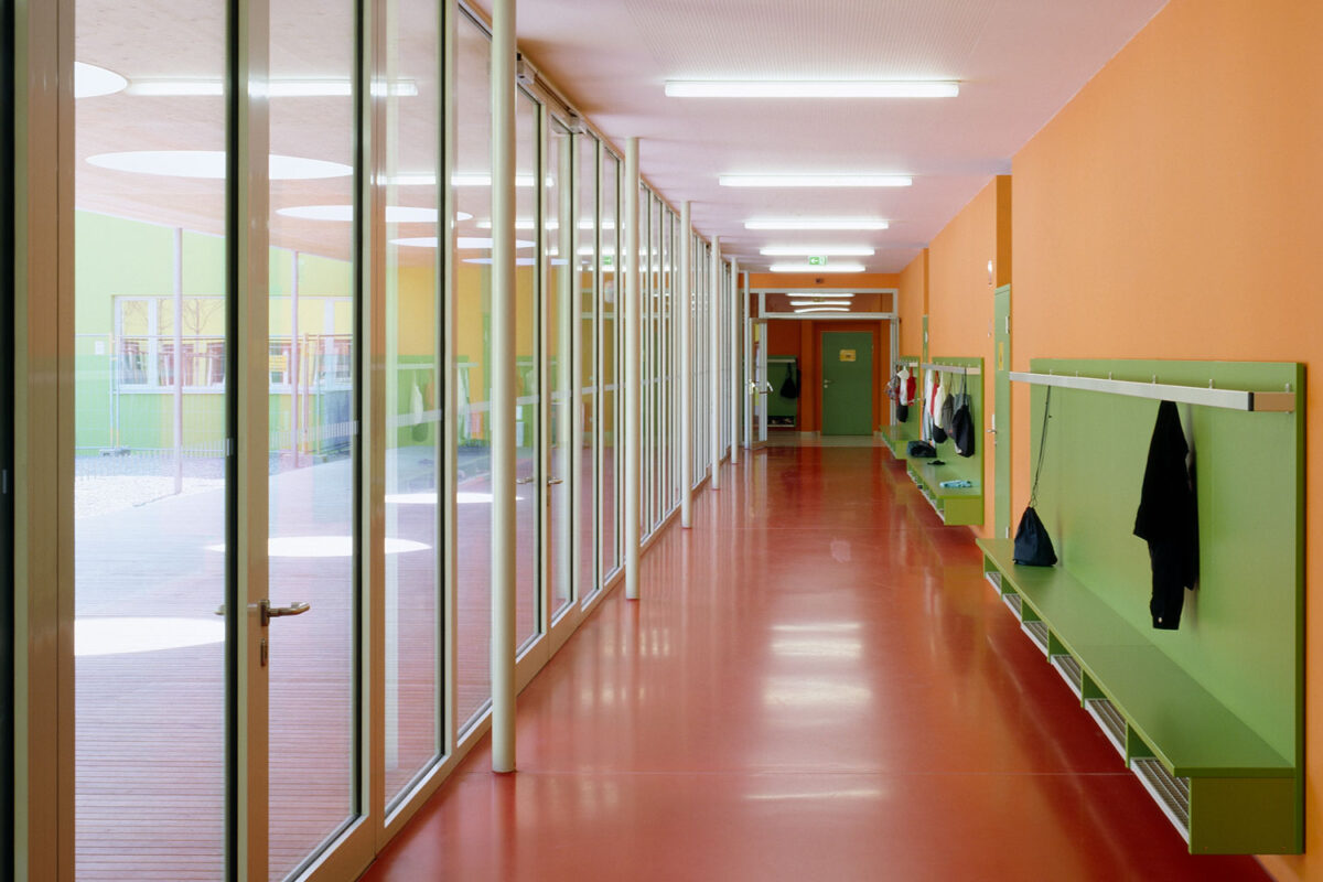 Volks- & Hauptschule, Schwarzach