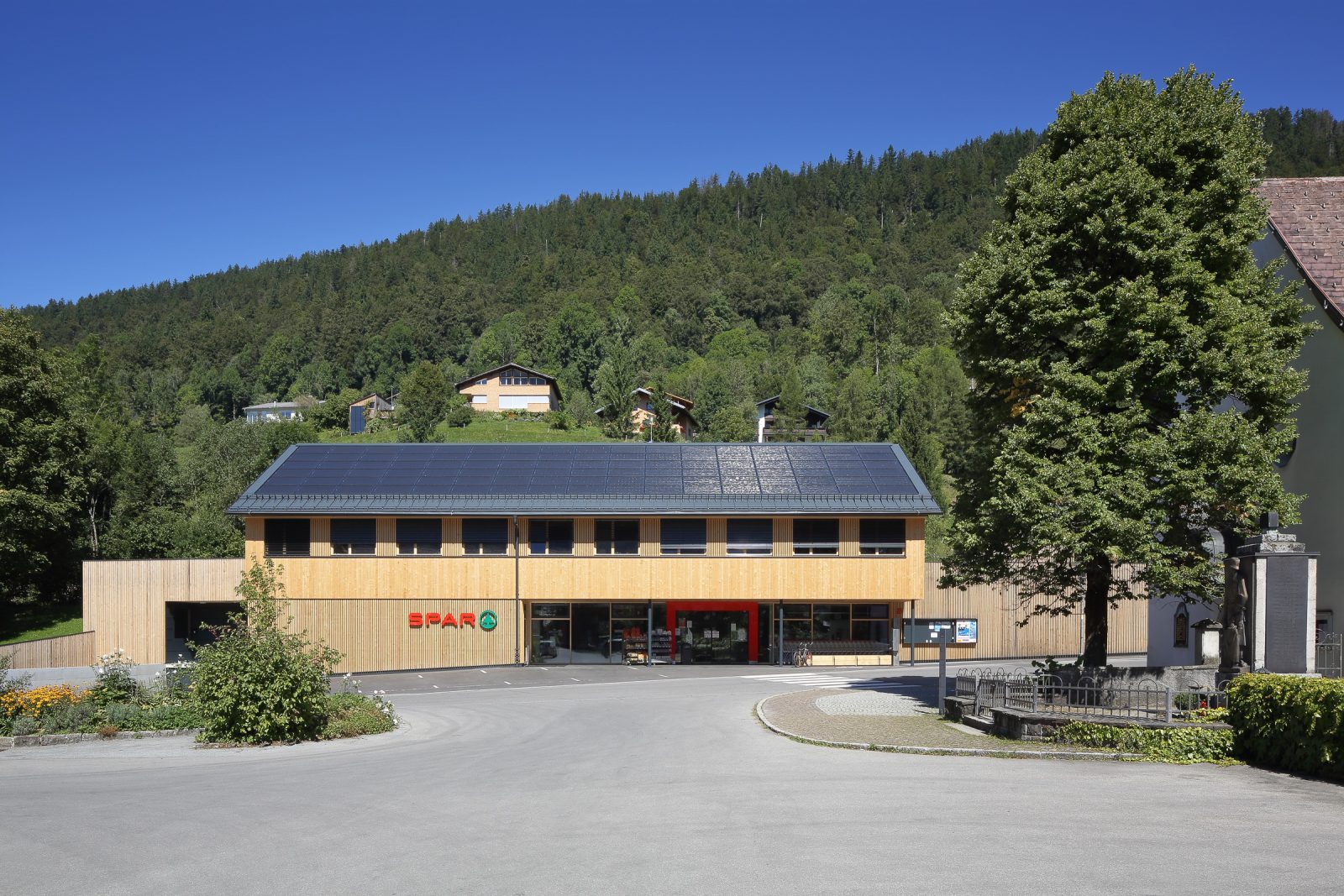 "Konsum - Hus", Bizau