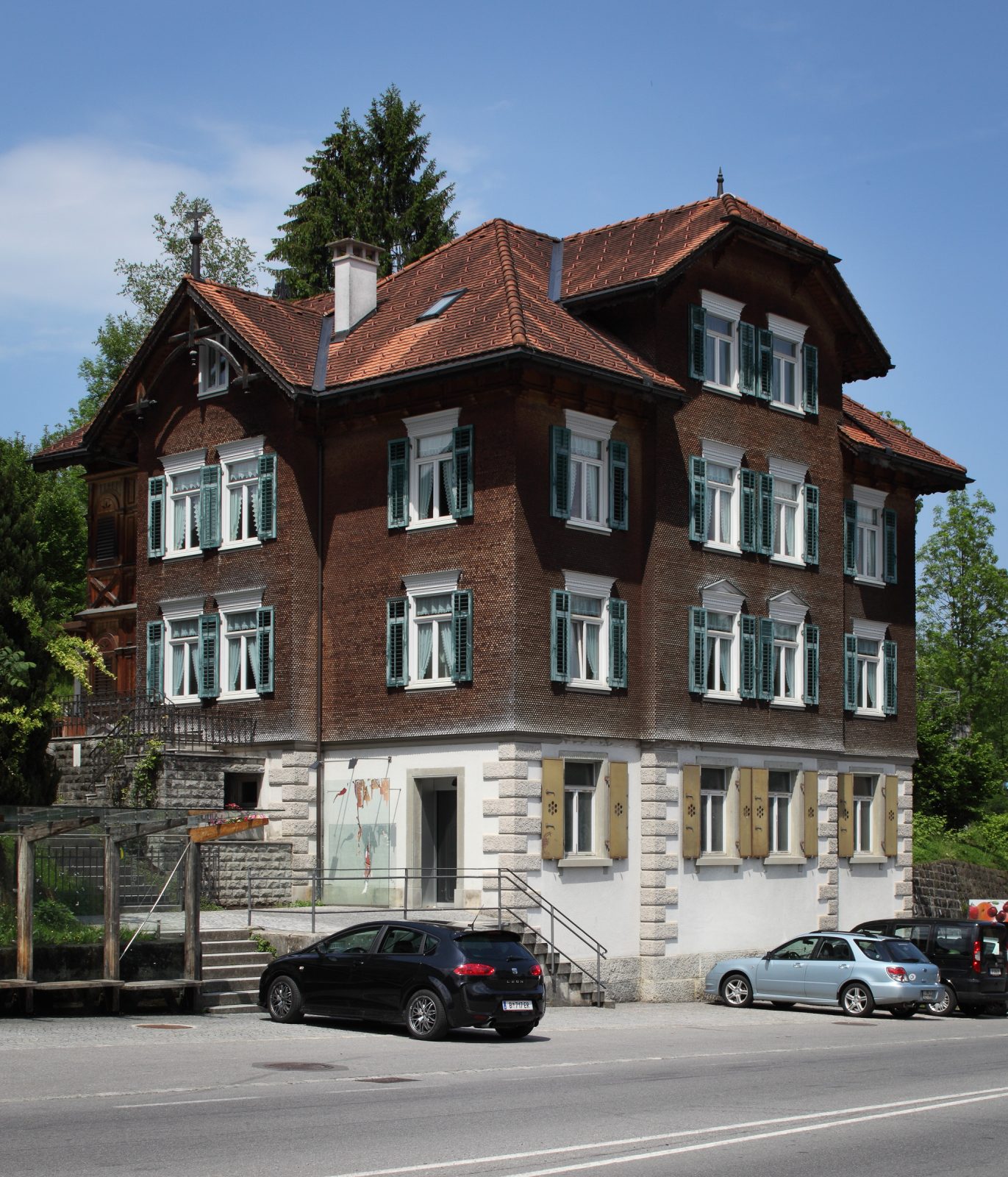 Feldkircher, Egg