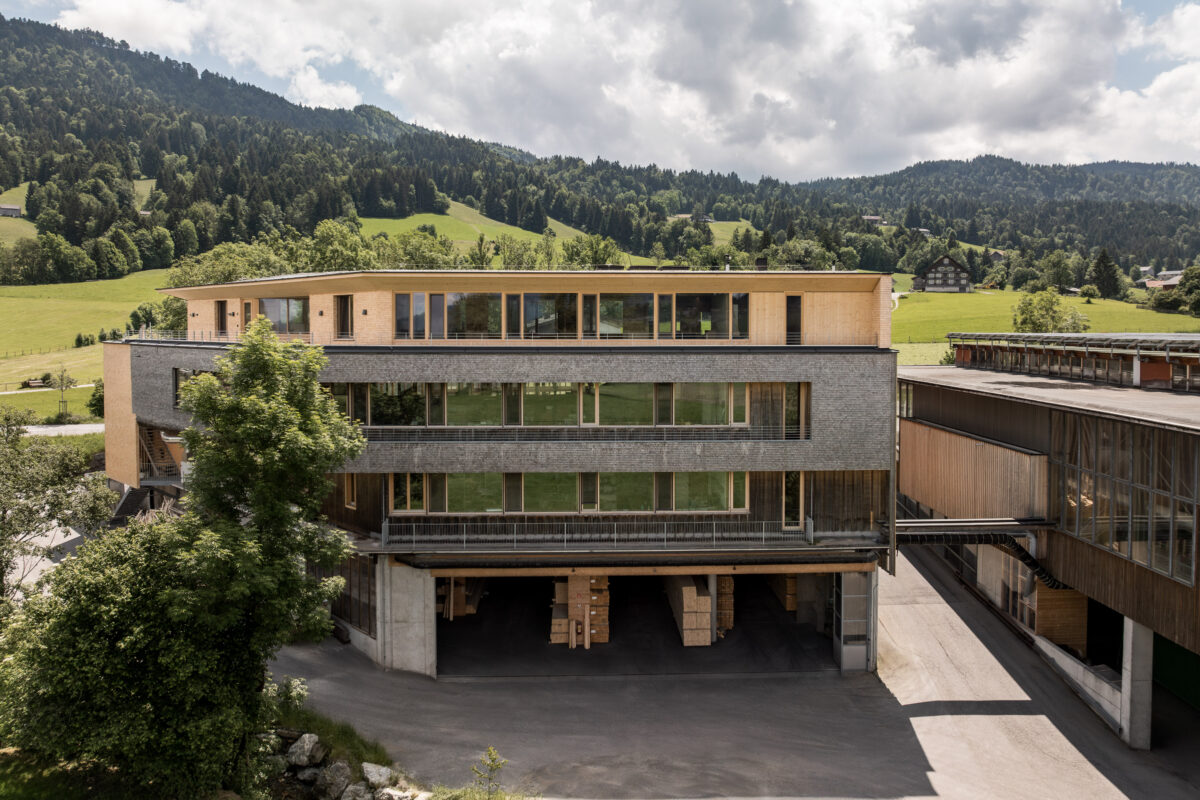 Sohm Holzbau – Aufstockung, Alberschwende