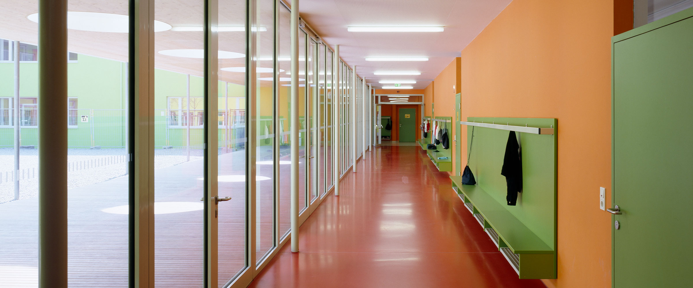 Volks- & Hauptschule, Schwarzach