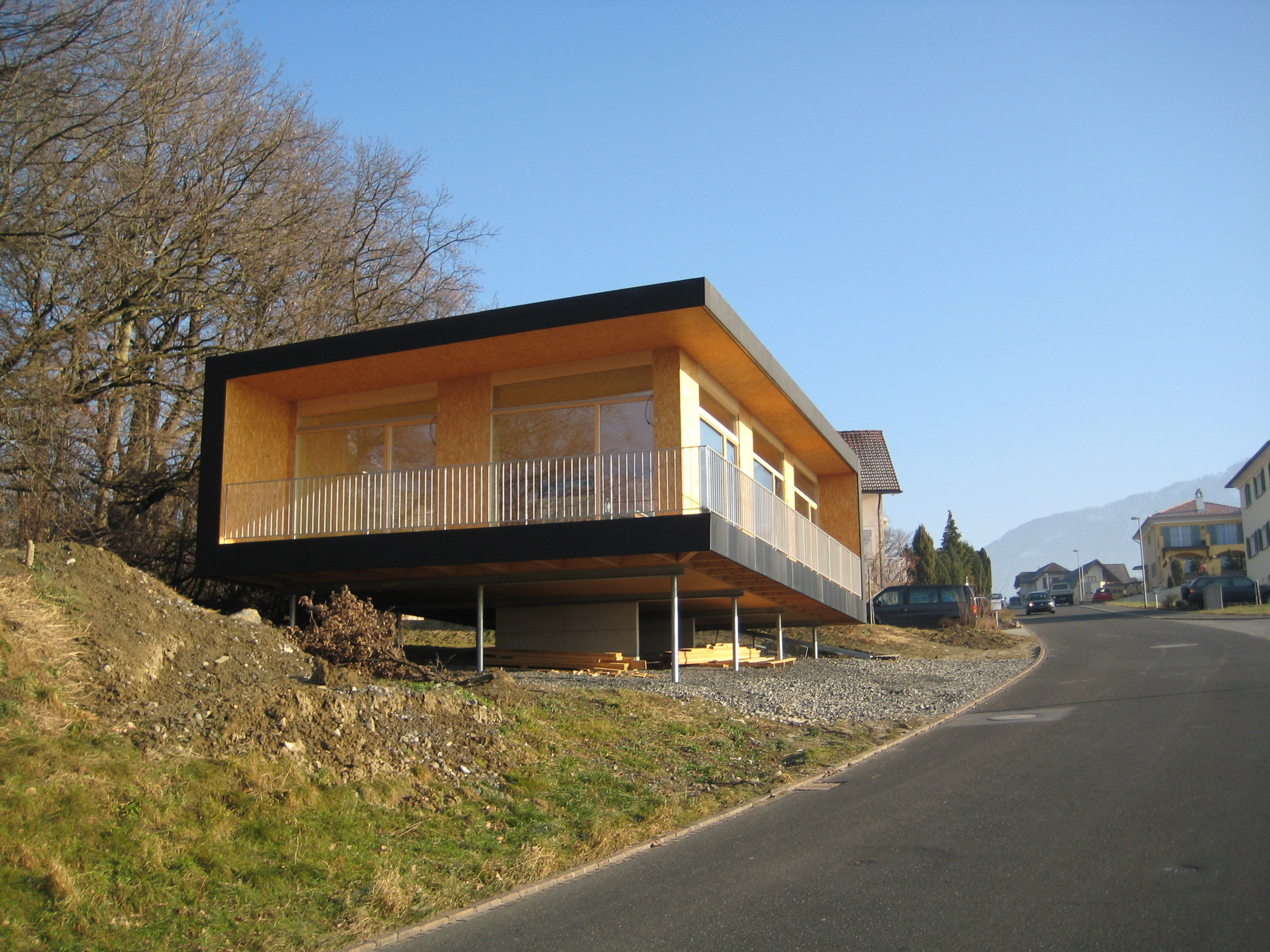 Näscher Studio, Eschen