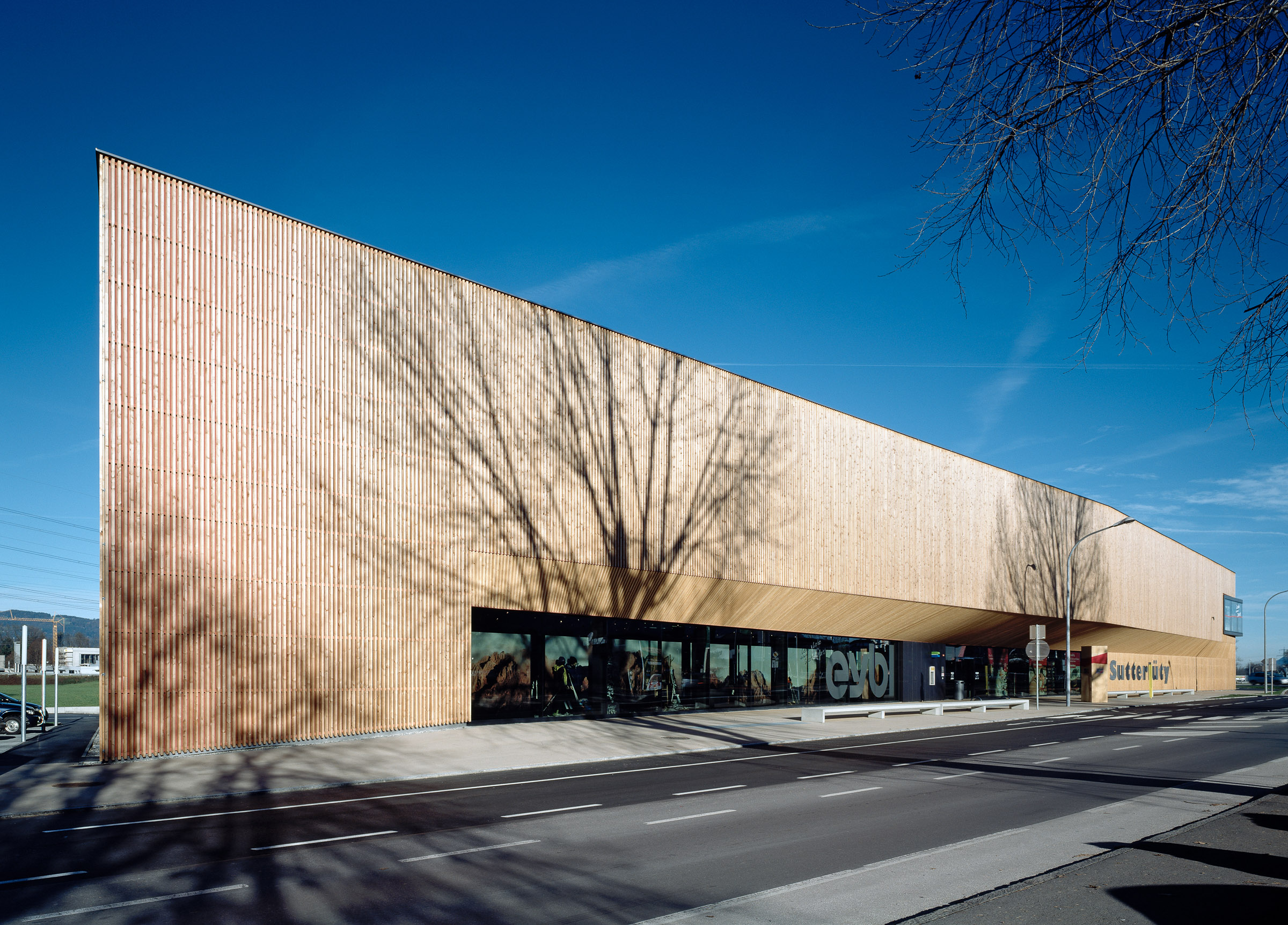 >>>>>>>>Bildunterschrift<<<<<<<<