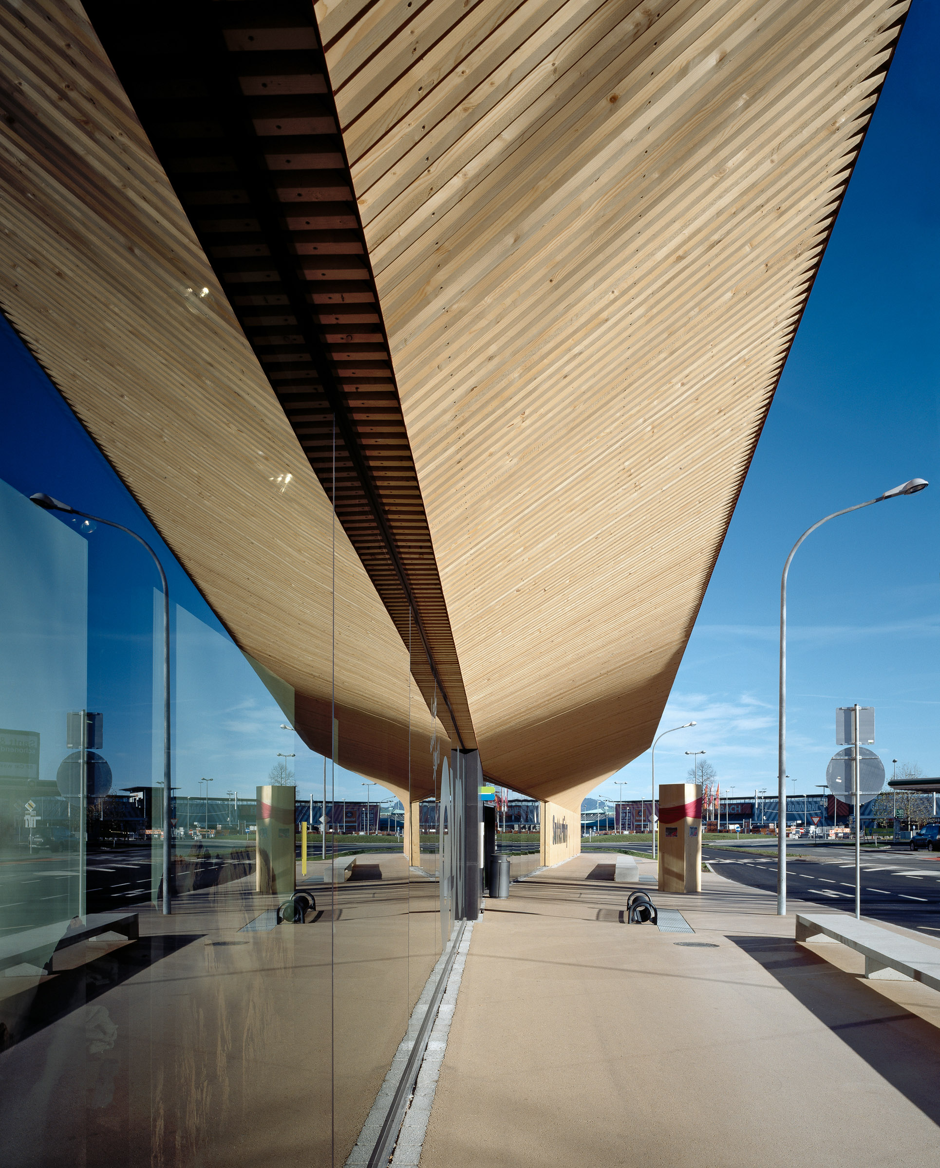 >>>>>>>>Bildunterschrift<<<<<<<<